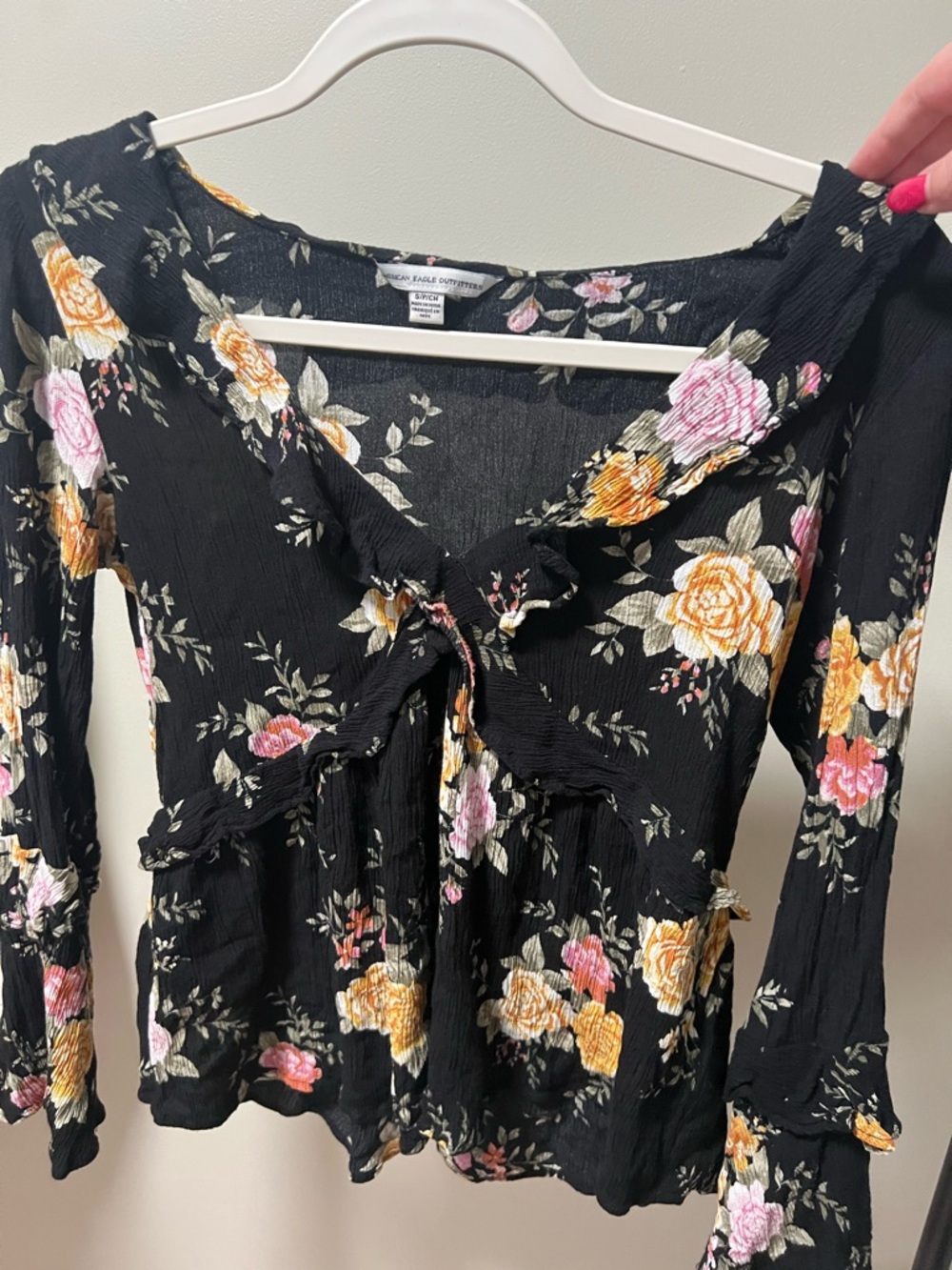 American Eagle Outfitters Black Floral Top